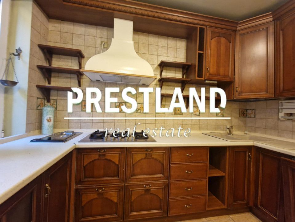 Vila zona Sub Arini!! - Poză 9