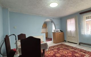 De vânzare Casă în Grădiște, curte + grădină proprie generoasă Arad - Poză 18