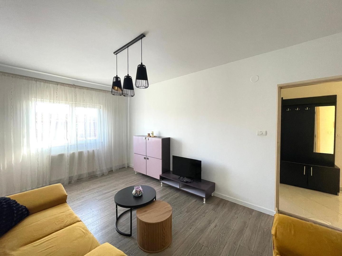 Apartament 3 camere zona Soarelui - 97.000 - Poză 2