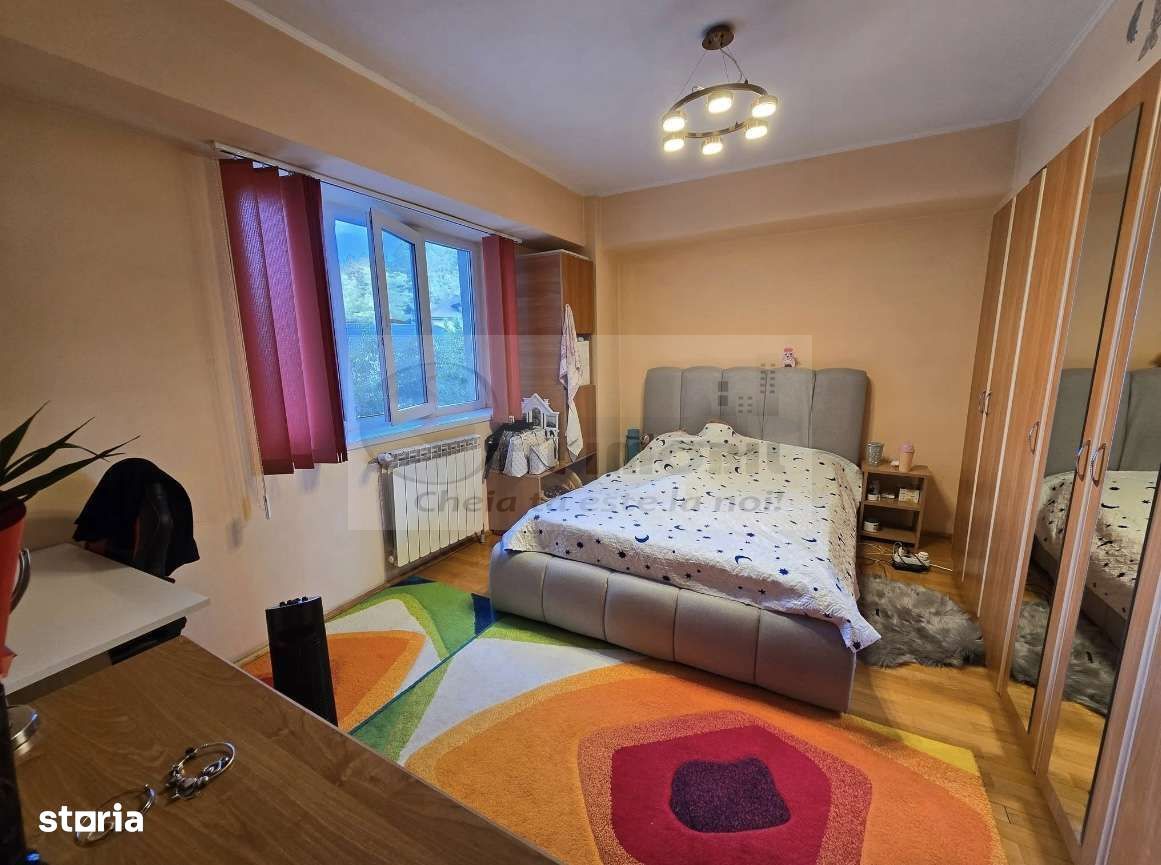 Apartament decomandat, 2 camere, etaj 2/10 - Frumoasa ! - Poză 2