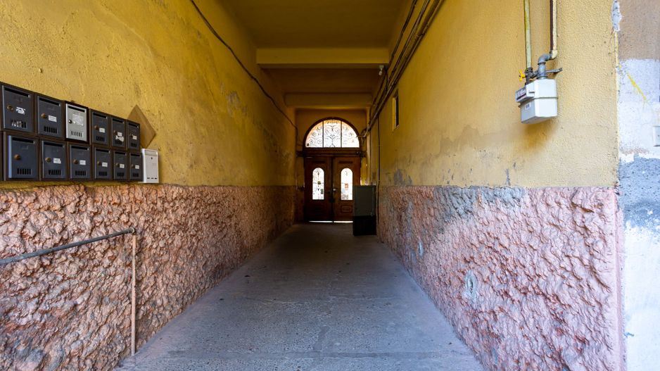 Apartament ultracentral cu potențial extraordinar - Poză 9