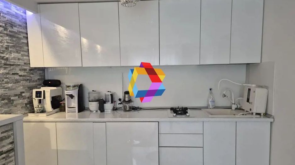 Casă cu 5 camere 130 mp - doua ap. separate,  zona Racadau - Poză 5