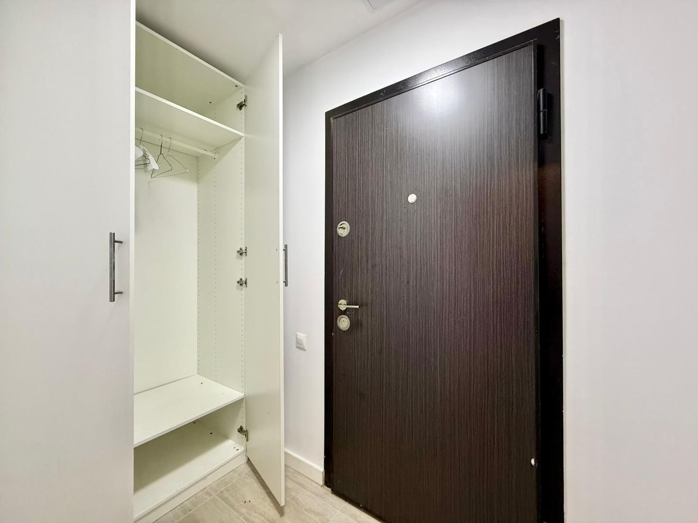 Cosmopolis - Vila N cu 2 Dormitoare si gradina proprie - Poză 6