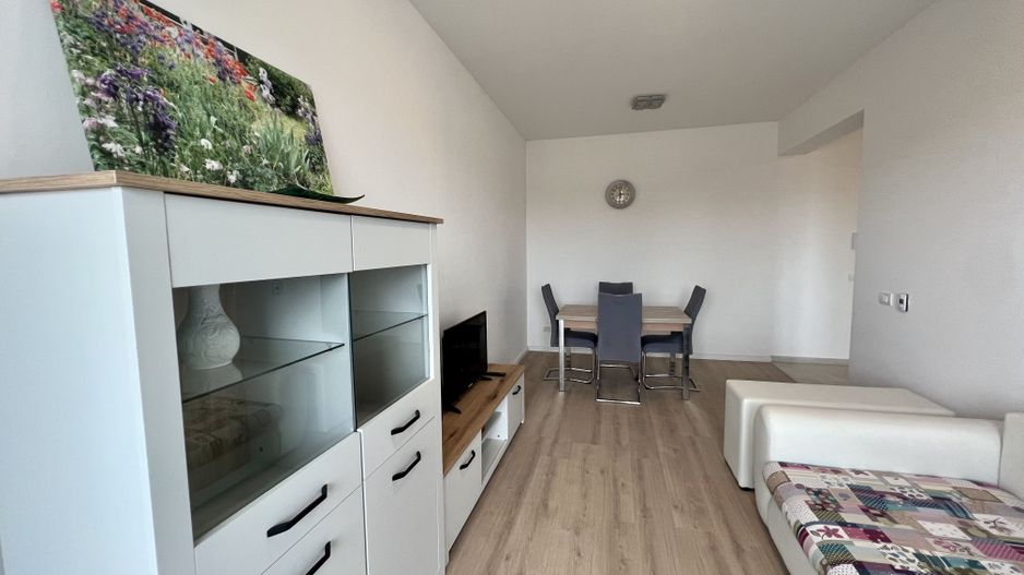 APARTAMENT CU TERASA LA PRIMA INCHIRIERE - Poză 2
