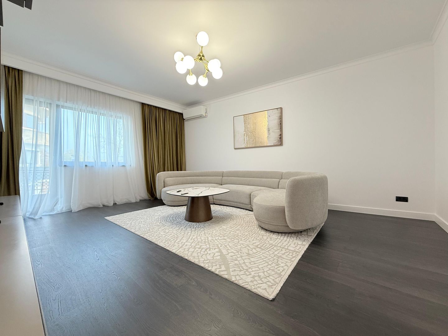 APARTAMENT 3 CAMERE - LUX | 2 BOXE | DOROBANTI - Poză 1