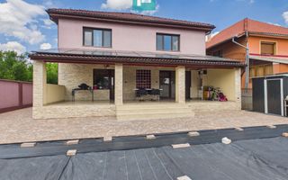 Vilă cu 7 camere de vânzare în zona Central - Poză 66