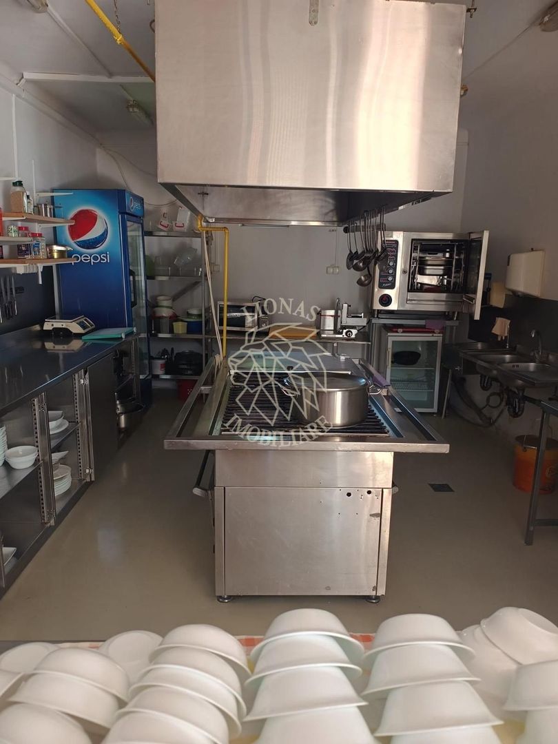 Oportunitate Restaurant cu 2 apartamente, Centru, Ideal Extindere - Poză 11