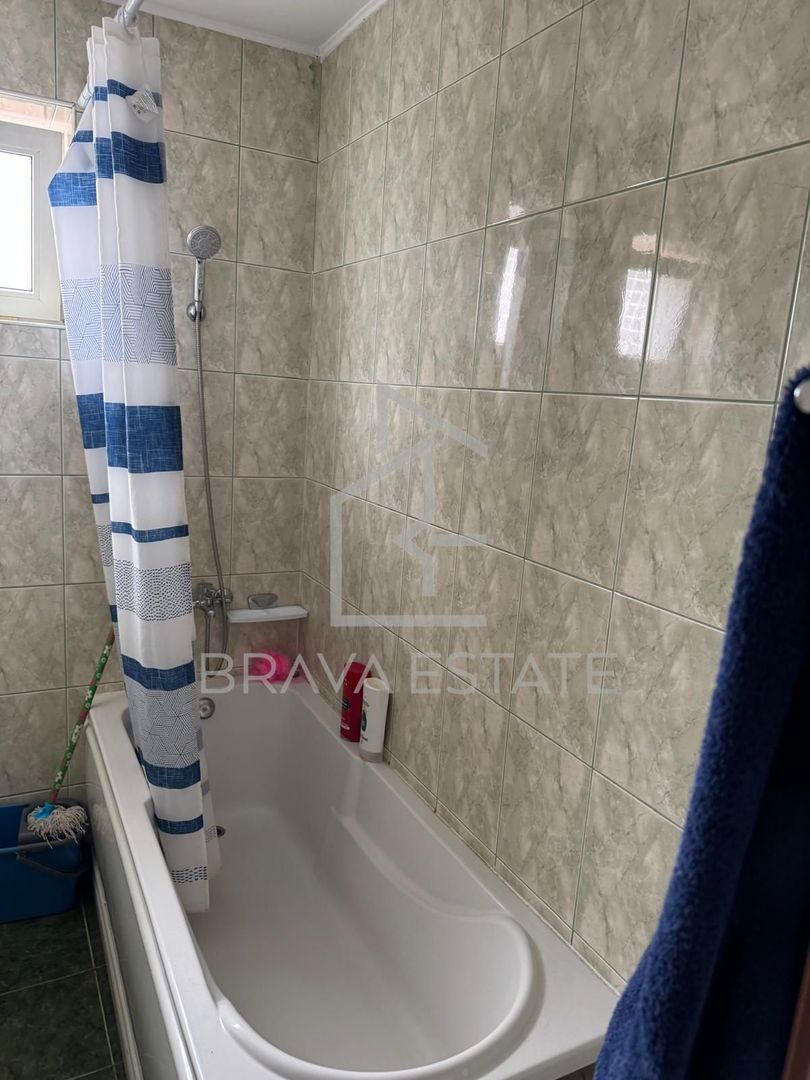 Apartament o cameră, 46mp, balcon, zona Farmec - Poză 6
