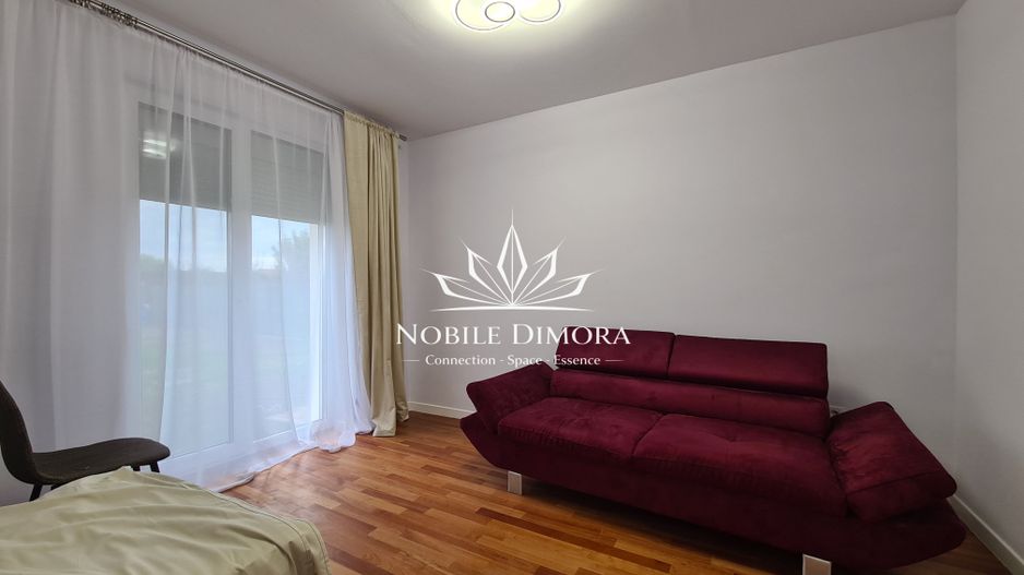 Duplex modern cu 5 camere si 2 bai - curte de 750mp in Ghiroda - Poză 5