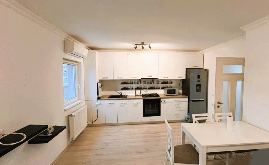 Giroc | 3 Camere | Decomandat | Centrala proprie | 2 Locuri de parcare - Poză 7