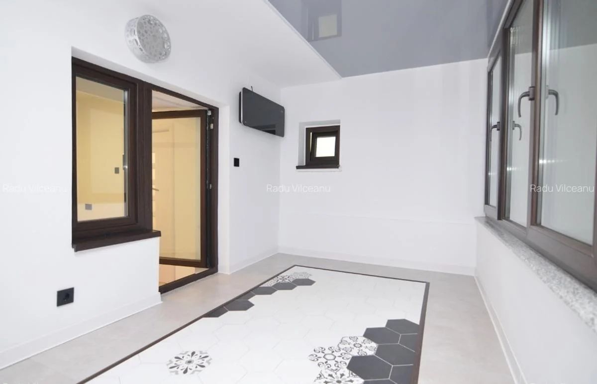 De vanzare Apartament 4 camere Piata Unirii, Fantani, ULTRACENTRAL - Poză 3