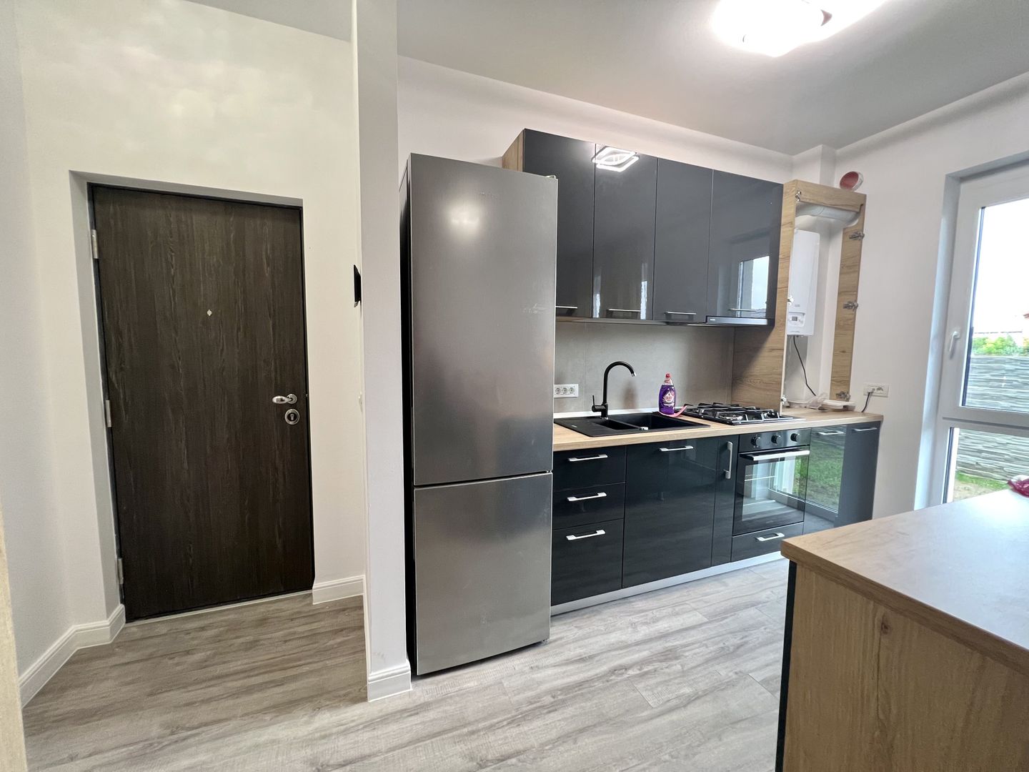 APARTAMENT CU GRADINA PROPRIE - Poză 3