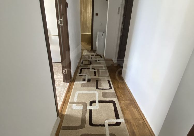 Închiriere apartament cu 2 camere - Poză 2