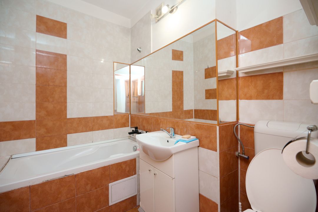 Apartament 4 Camere Decomandat | Craiovei | 3 Balcoane | Parcare - Poză 13