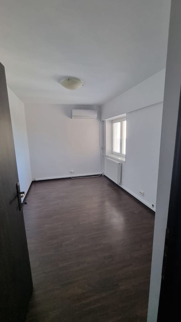 Duplex 5 camere de inchiriat ideal birouri Zona Unirii - Bulevard - Poză 9
