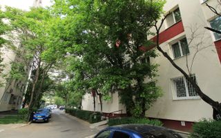 Apartament 4 camere cu potential comercial, stradal, comision0% - Poză 1