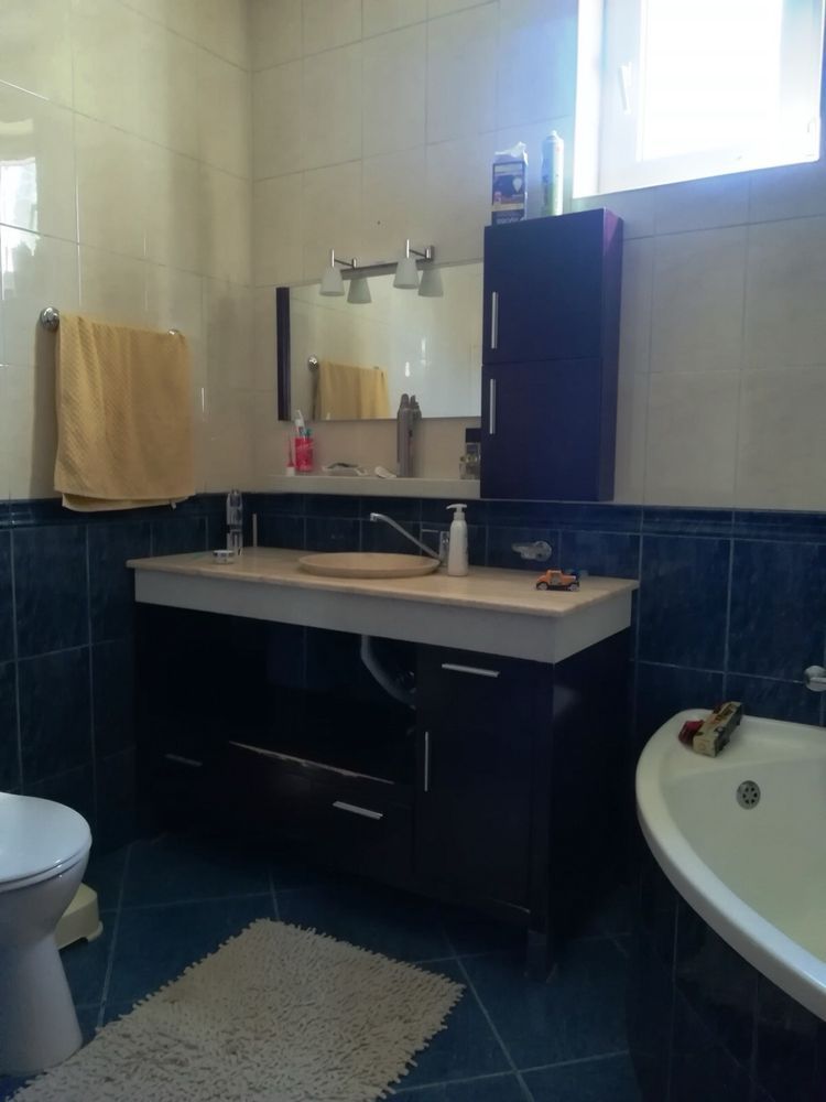 casa Damaroaia Pajura - Poză 5