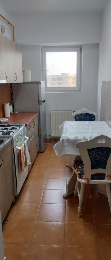 Închiriez apartament - Poză 3