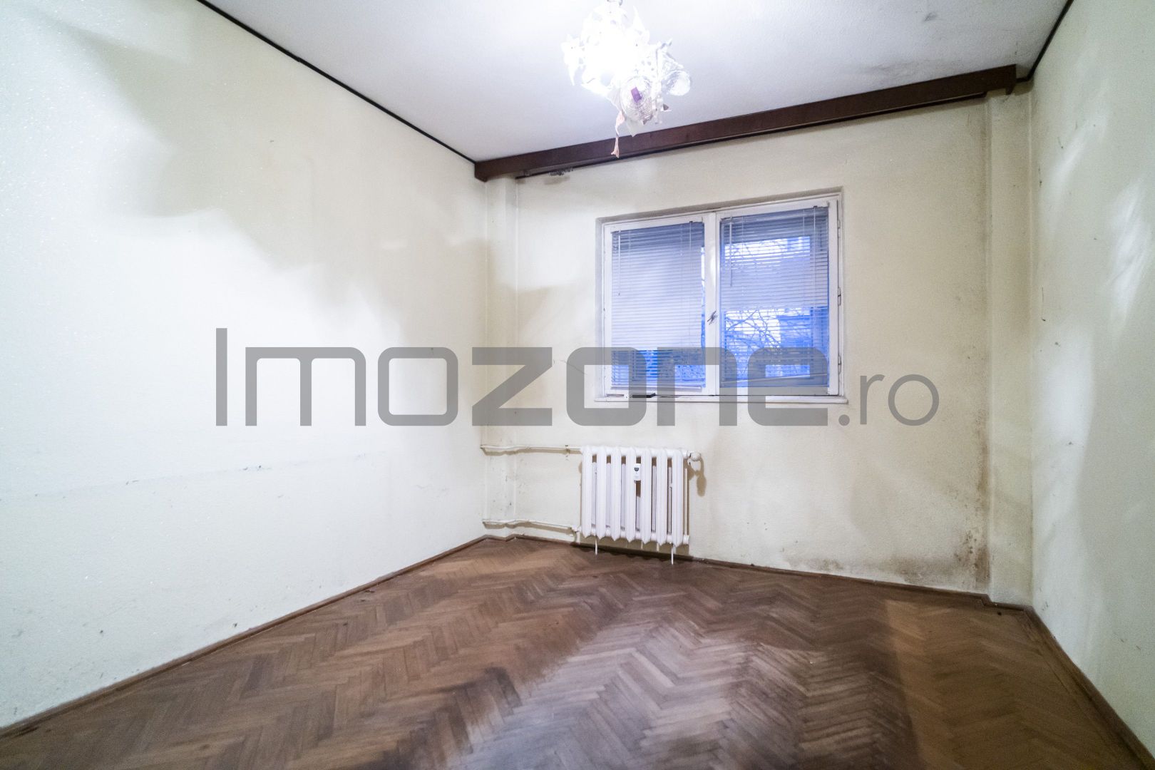 1 Mai nr. 29, 3 camere, 4/10, bloc stradal, c-tie 1980, bucatarie mare, 2 bai - Poză 5