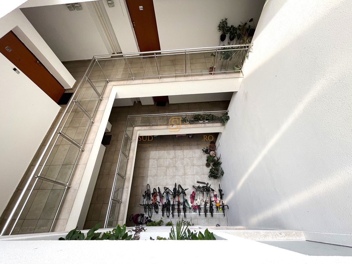 Apartament 3 camere de inchiriat, Cartierul Solar, loc de parcare - Poză 35