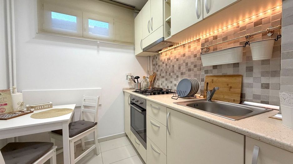 3 camere Parc cinematograf Floreasca etaj 1 - Poză 7