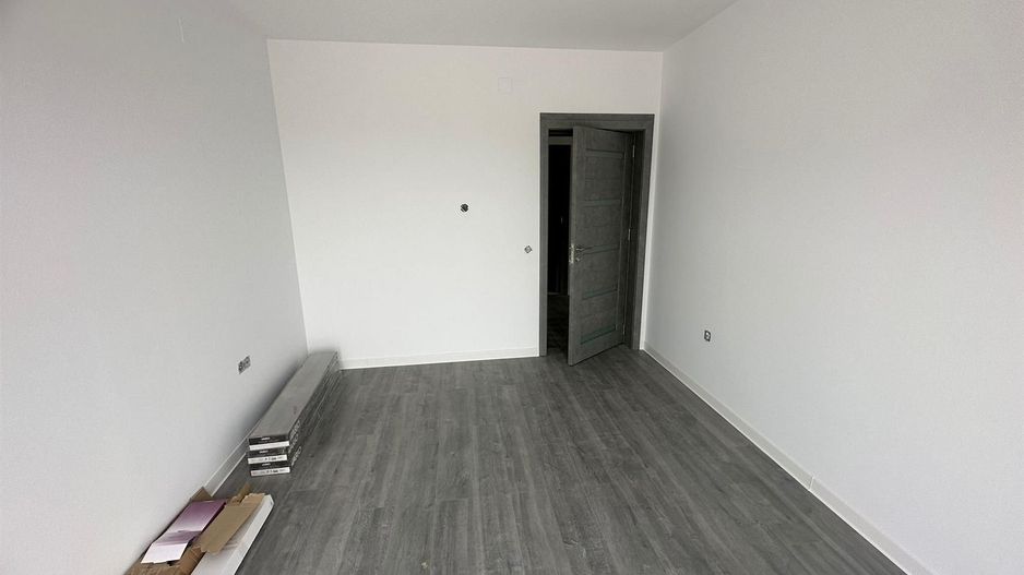 Casa 4 camere zona Dealuri - Poză 4