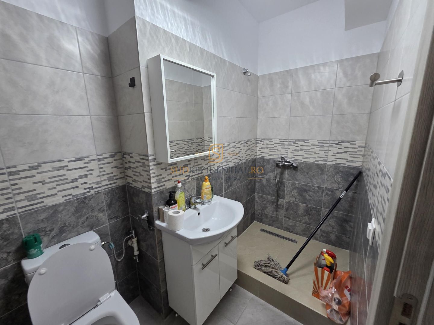 Apartament tip studio, finisat modern, zona Brancoveanu, Dealul Alunis - Poză 8