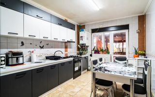 Ciorogarla, casa 5 camere, duplex, teren 434 mp, statie STB la 300 m - Poză 1