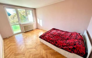 Apartament cu 3 camere in Plopilor, zona Deutsches Haus !