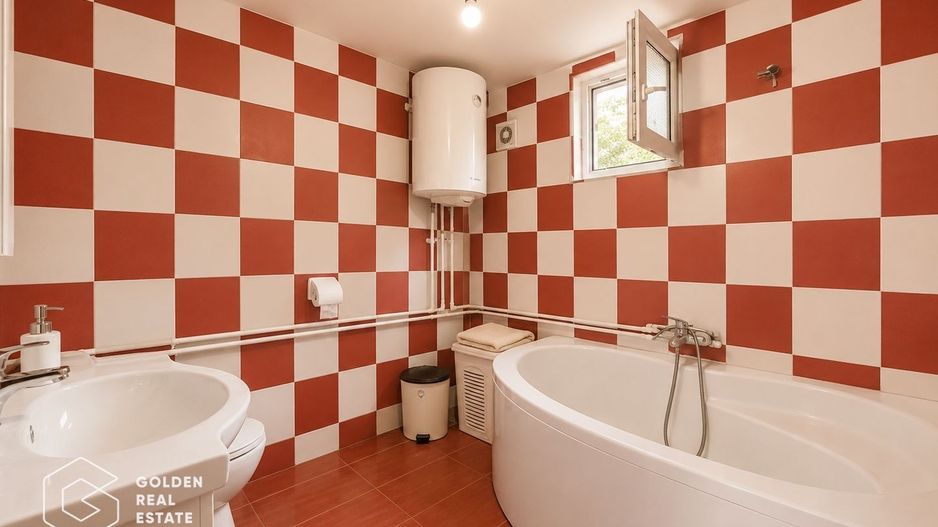 Casa P+M, teren 1440 mp, oras Lipova - Poză 11