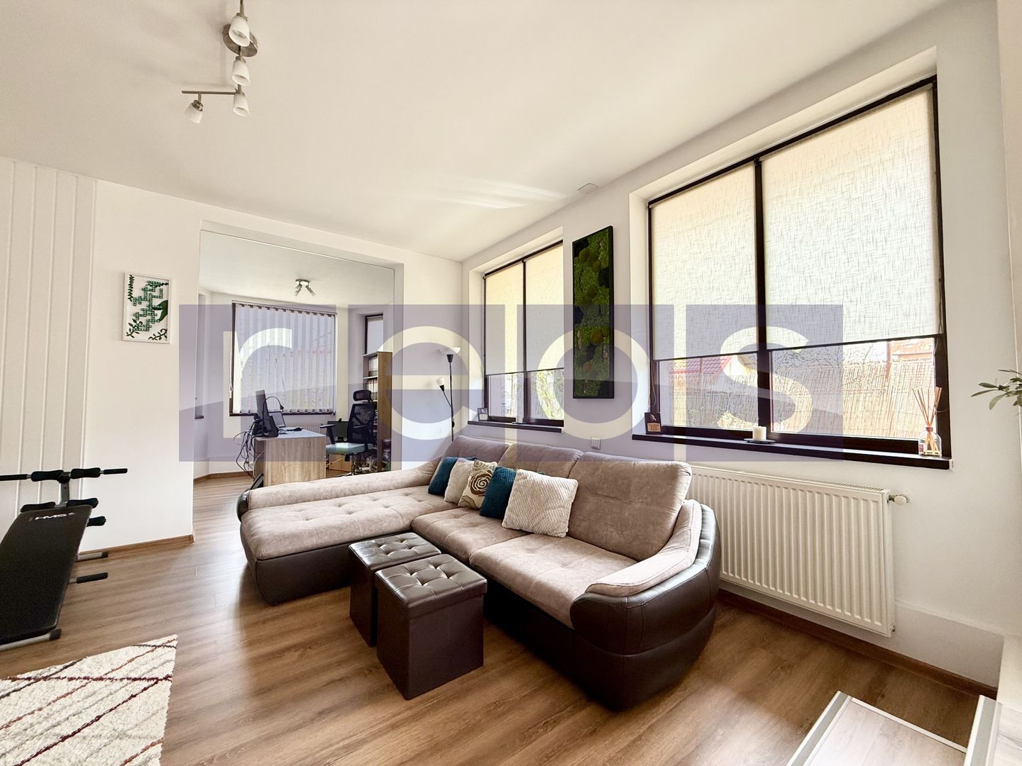 VÂNZARE VILĂ INDIVIDUALĂ | 6 CAMERE | ZONA COLENTINA - Poză 1