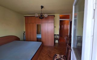 Apartament 2 camere Steaua etaj  cu centrala - Poză 4