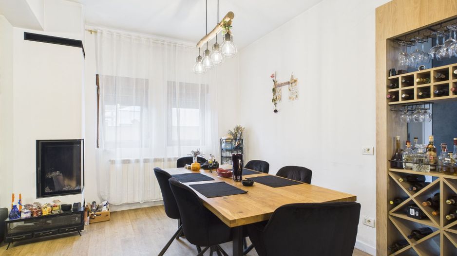 Casă individuală elegantă în Moșnița Nouă - Poză 2