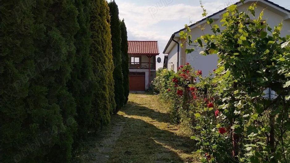 Casa, gradina si garaj. - Poză 4