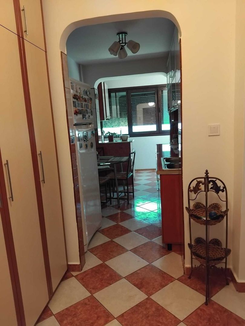 Închiriere Apartament cu 2 camere, 2 parcări incluse, ParkLake - Poză 5