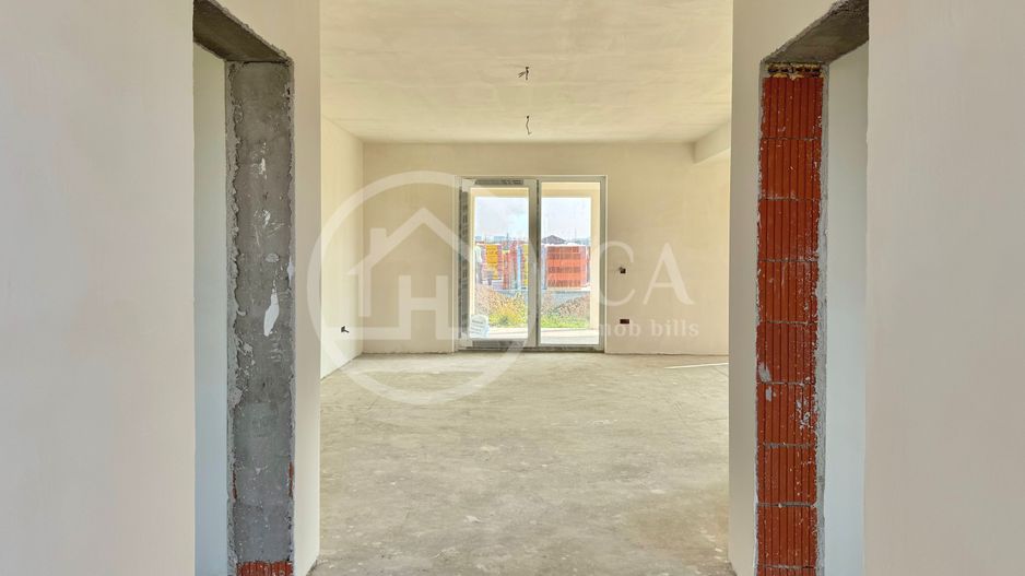 Casă de vânzare cu 4 camere in Sântandrei, Bihor - Poză 2