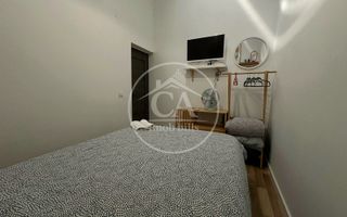 Casa de vanzare cu 3 camere zona Centrala, Oradea - Poză 6