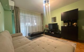 Vânzare apartament 3 camere - Victoriei - Poză 2