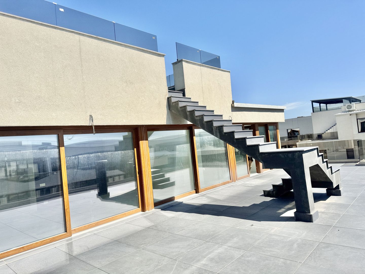 Penthouse 4 camere cu rooftop 150mp - Poză 16