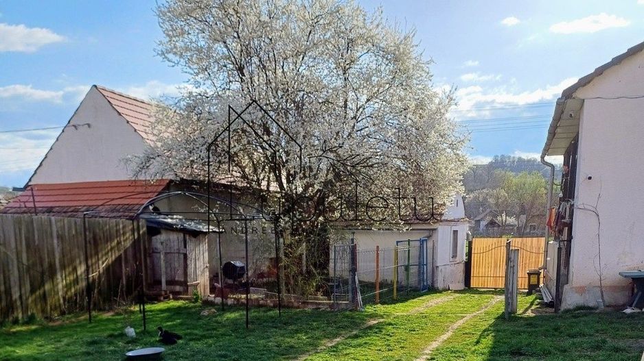 Casa de Vanzare | 2 Camere | Teren 2000 MPU |  Vecerd - Poză 1