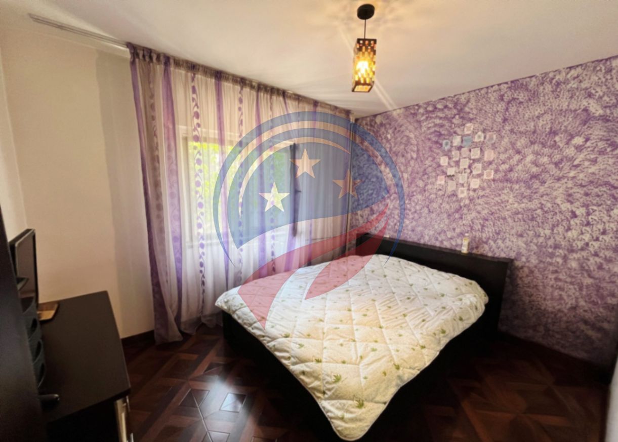 Apartament de vânzare - Poză 2