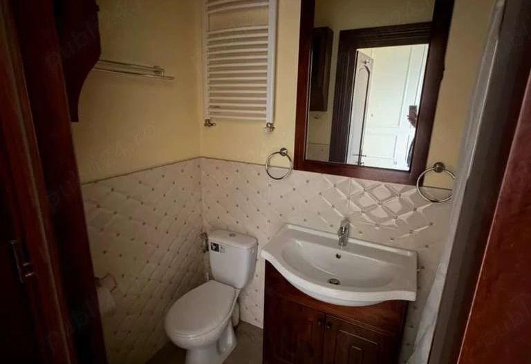 BRASAD vinde ap 3 cam etaj 1 CENTRAL renovat 119mp. - Poză 3