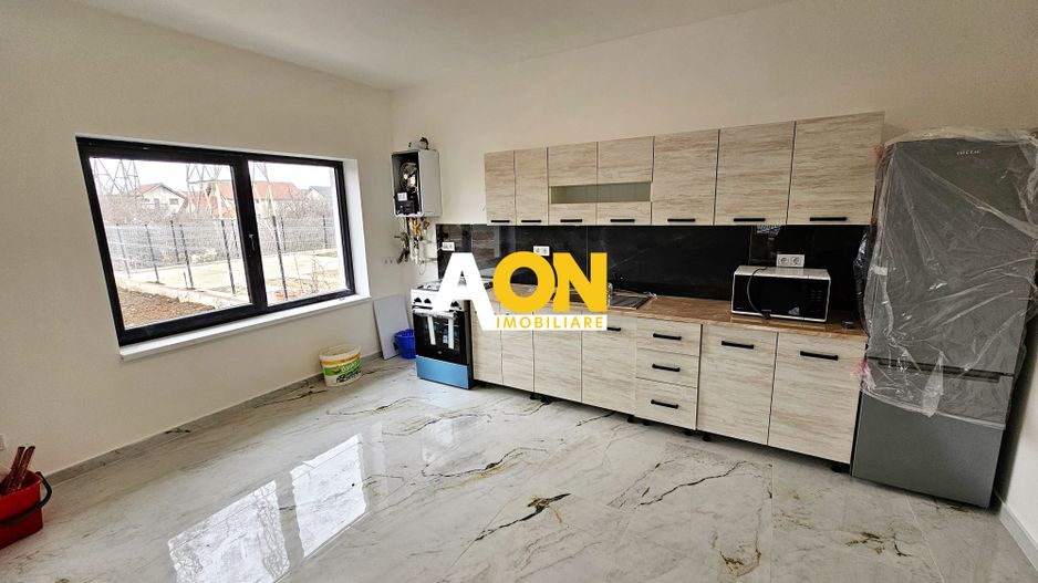 Casa 3 camere, mobilata, utilata, 452 mp teren, Alba - Micesti - Poză 3