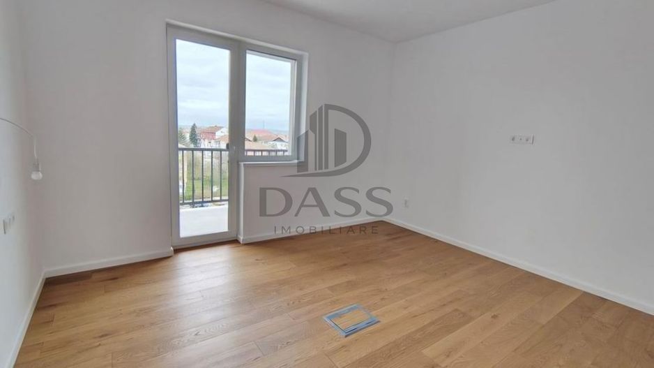 Penthouse 4 camere 111 mp Terasa 78 mp 2 locuri parcare Doamna Stanca - Poză 4
