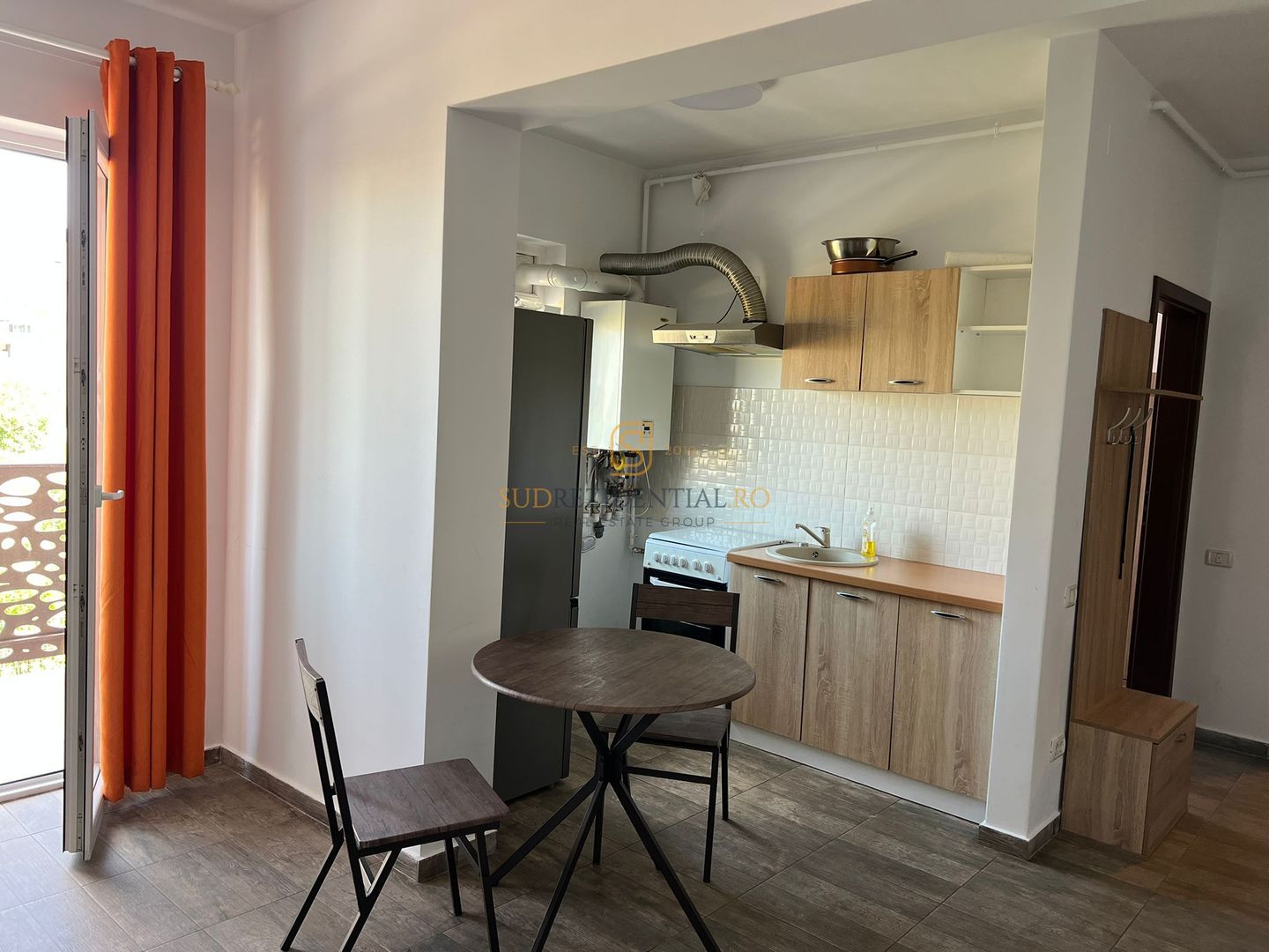 Inchiriere 2 camere, mobilat si utilat - acces rapid metrou Berceni - Poză 5