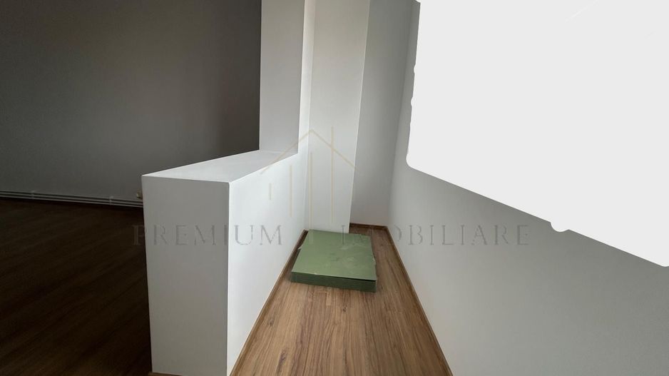 Apartament 3 camere  2 băi | renovat 2025 | parcare - Poză 3