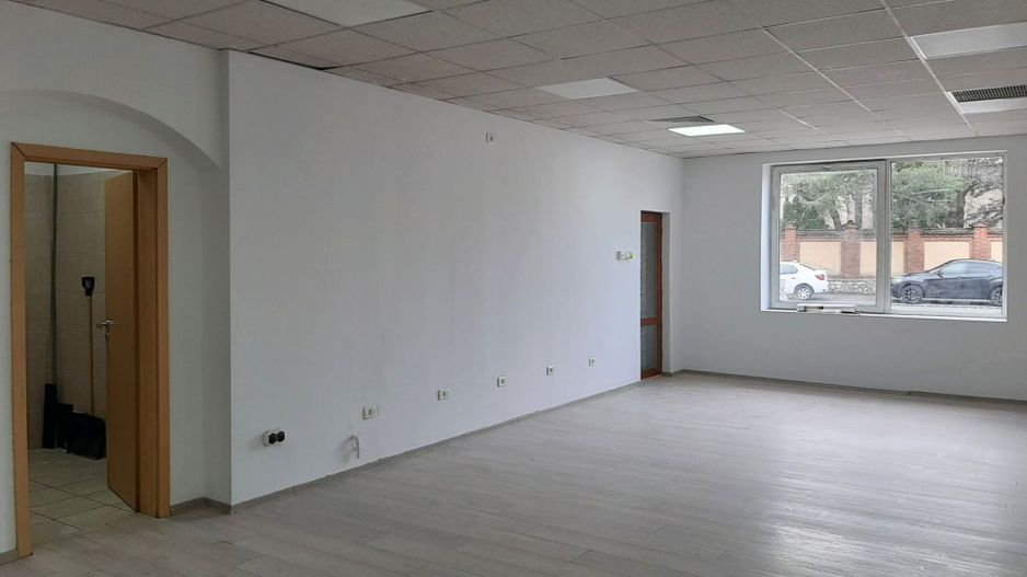 Spațiu comercial de închiriat 62 mp zona Bartolomeu Str Lungă - Poză 2