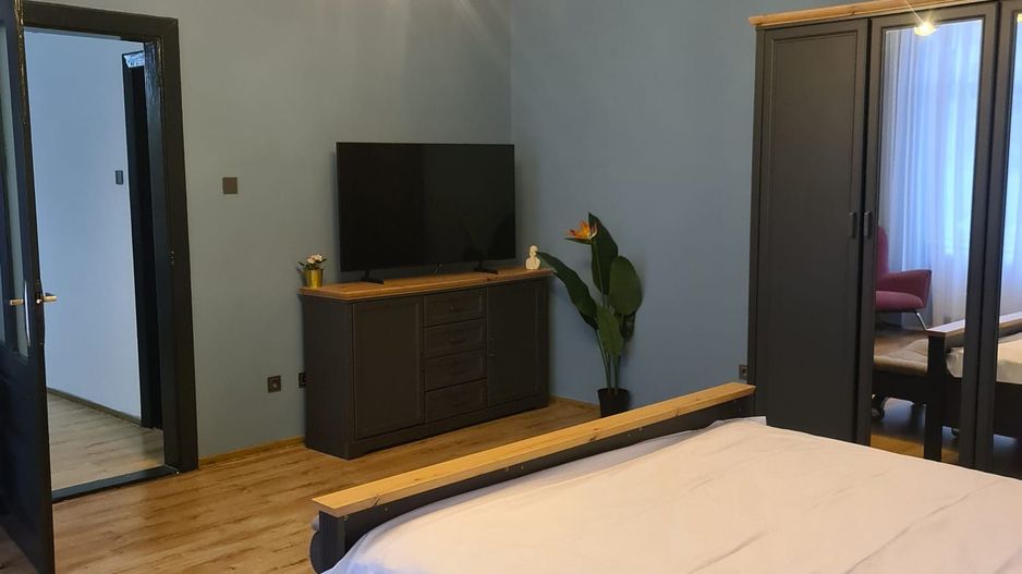 Apartament 2 camere la casa + Garsonieră noua ULTRACENTRAL/Pietonala - Poză 3