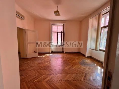 Apartament 3 camere ultracentral - cladire istorica - Poză 3