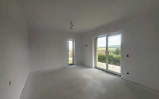 Casa individuala  Teren 705 mp Tocile-Sibiu. Sau schimb cu apartamente - Poză 8